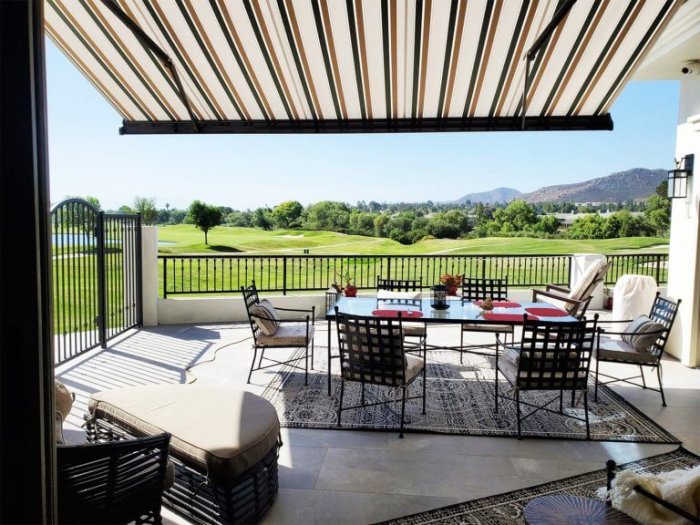 RETRACTABLE AWNINGS