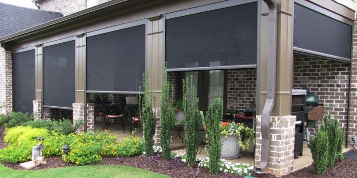 RETRACTABLE AWNINGS